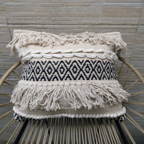 D 958056 MLA93477085026 102025 O